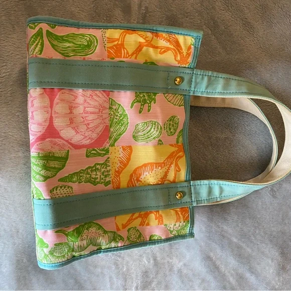 Lilly Pulitzer purse - Picture 4 of 10